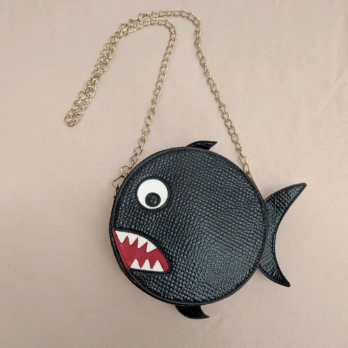 Kling crossbody bag like new, fish-shaped, black