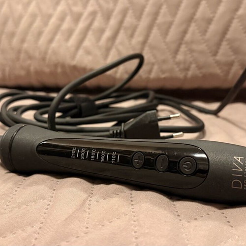 Diva Micro Stick Pro Hair Curler like new