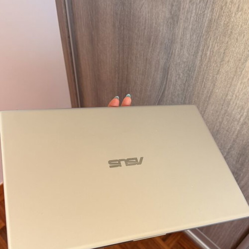 Asus Vivobook 15 laptop with AMD Ryzen, 8GB RAM, 256GB SSD