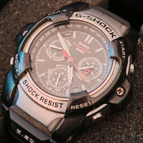 Casio G-Shock Giez like new, black and gray