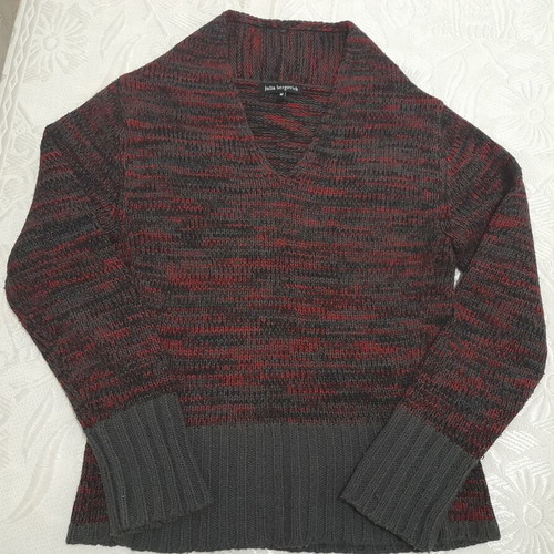 Woolen blouse Julia Bergovich like new, V-neck, gray and red, size M