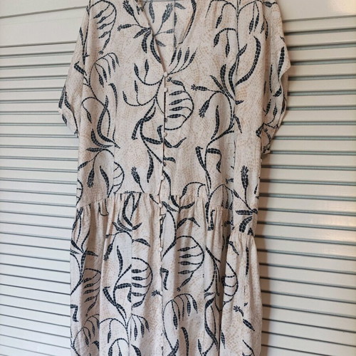 Gofre tunic dress H&M like new, white and beige, size M