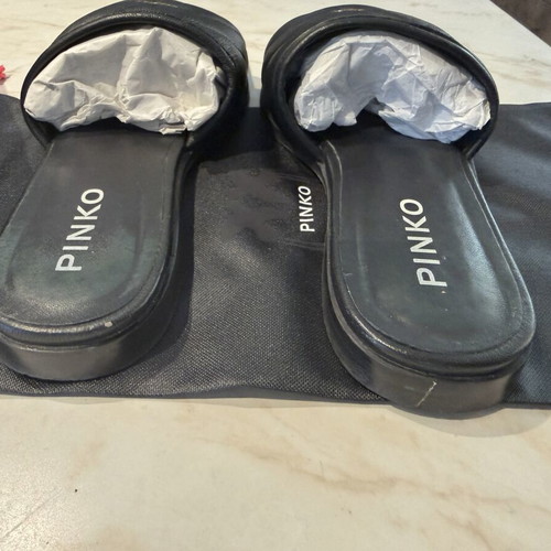 Pinko sandals with dust bag and box, black, size 40