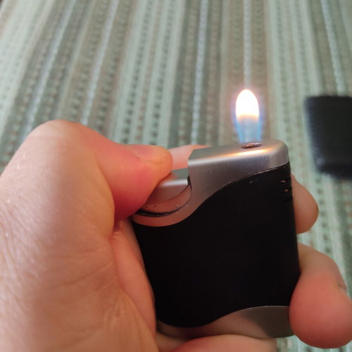 Deluxe lighter with case used, black and silver
