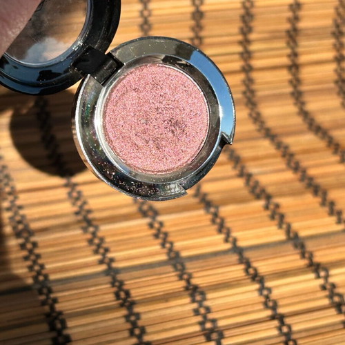 Mac Dazzleshadow Incinerated used metallic eyeshadow