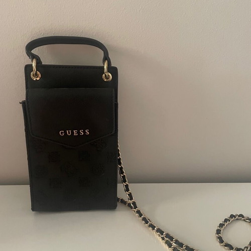 Guess mobile phone bag like new