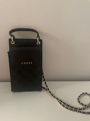 Guess mobile phone bag like new