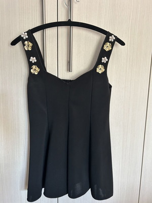 Zara peplum blouse medium, like new, black, maternity friendly
