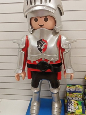 Playmobil ιππότης μεγάλο μεταχειρισμένο με φθορές στο κράνος