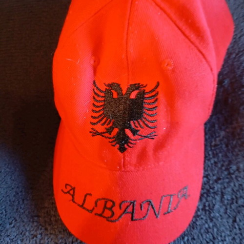 Hat like new size M