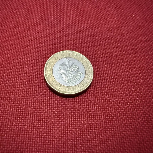 One Pound British currency new condition