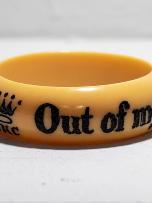 Jessica Kagan Cushman ivory bangle with “Out of my mind…” phrase like new