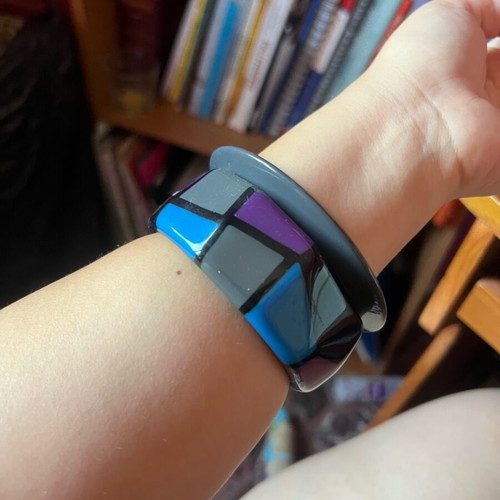Bone bracelets like new, multicolor