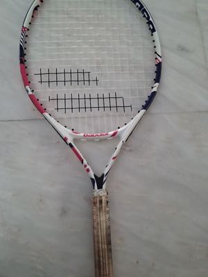 Babolat tennis racket for girl like new