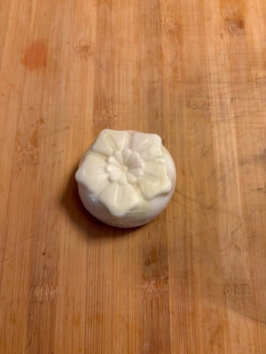 Velvet Glow Shea Butter Exfoliating Bar new bath product
