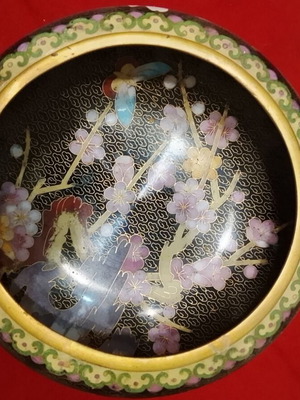 Vintage Chinese Cloisonne bowl used, very good condition