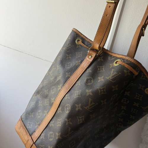 Louis Vuitton Noe vintage large shoulder bag used, brown