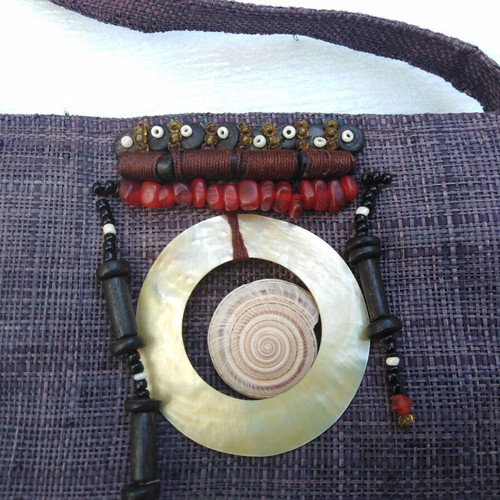 Straw Shoulder Bag new with beads and shells