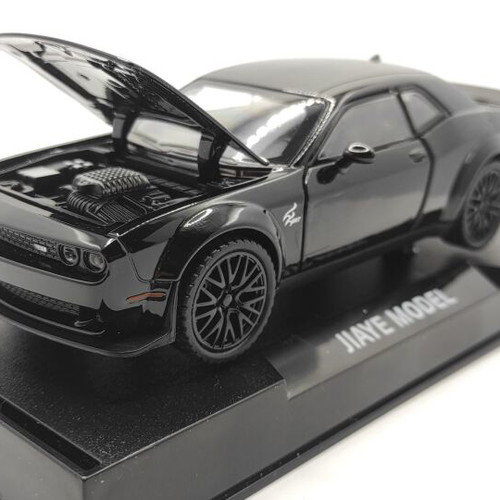 Dodge Challenger SRT Hellcat 1:32 Replica Pull Back new