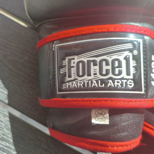 Force1 Evolution Gel Pro leather boxing gloves 14 oz like new