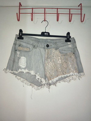 Bershka Lace Shorts like new, grey and beige, sizes S-M