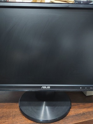 Asus 19" Monitor like new with VGA port