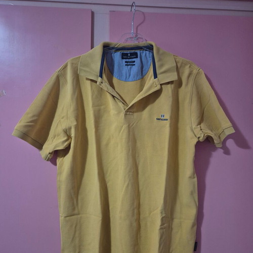 Navy & Green Polo Shirt XL like new, yellow