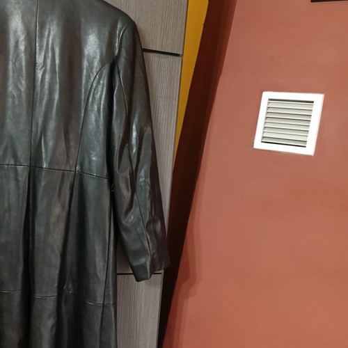 Benissimo women's leather coat like new, black, size XL