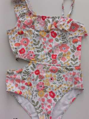 Girls' one-piece swimsuit used, size 11-12 years