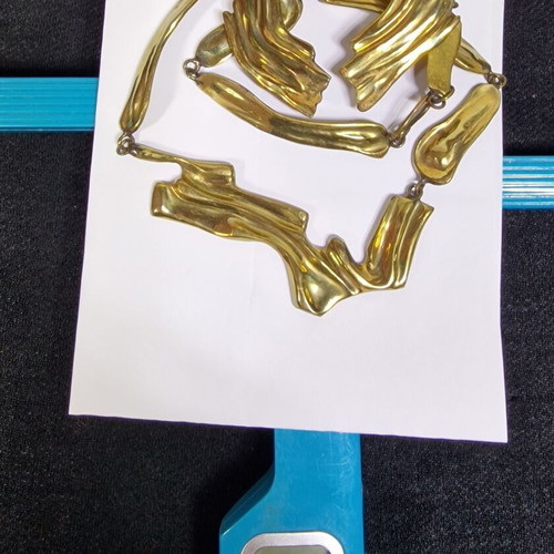 Bronze Jewelry Set used with abstract design
