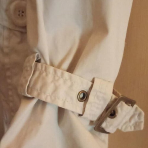 Xdye women's trench coat size M cream color new