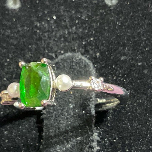 Diopside ring one size with authentic natural stone