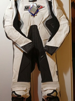 MBW New Suit TV MotoGrandprix Club leather motorcycle suit, size 54 XL