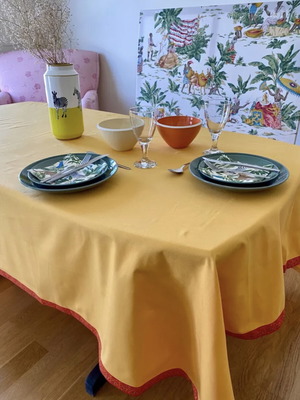 Tablecloth, Made in Italy, Bordered by Domus 100% Cotton Dimensions 180x220cm Yellow