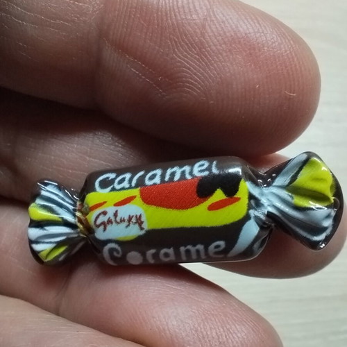 Miniature candies new, set of 20, epoxy resin