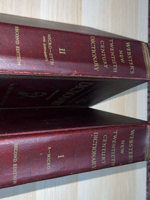 Речник Webster’s второ издание 1963, комплект от два тома, колекционерски