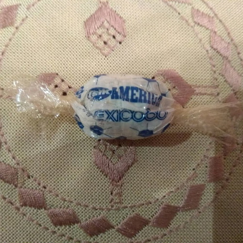 Tsik America Mexico '86 bubble gum like new, collectible Korea packaging