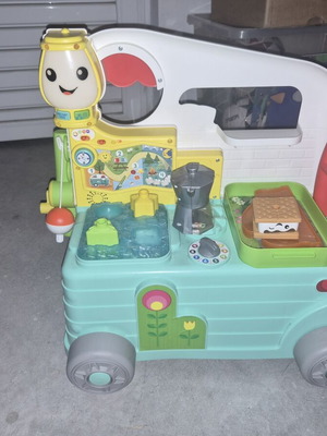 Fisher-Price Laugh & Learn Educational Playhouse 3 in 1 used, missing 2 shapes
