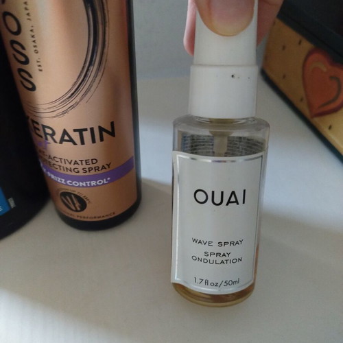 Syoss shampoo, Keratin spray and Ouai wave spray used set