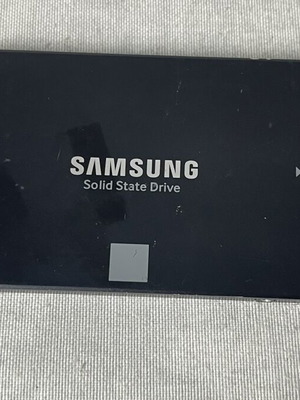 Samsung 860 EVO 250GB SSD used, 2.5” SATA III V-NAND Solid State Drive