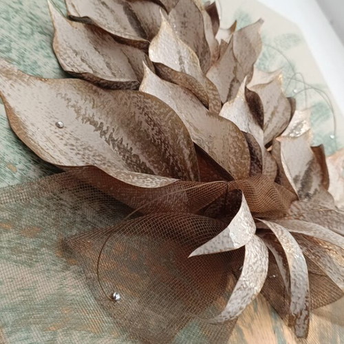 3D Painting handmade with white gold leaves 60x60 like new