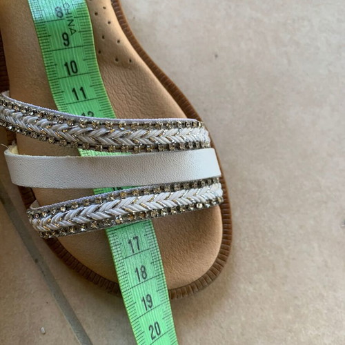 Pablosky Leather Sandals No 28