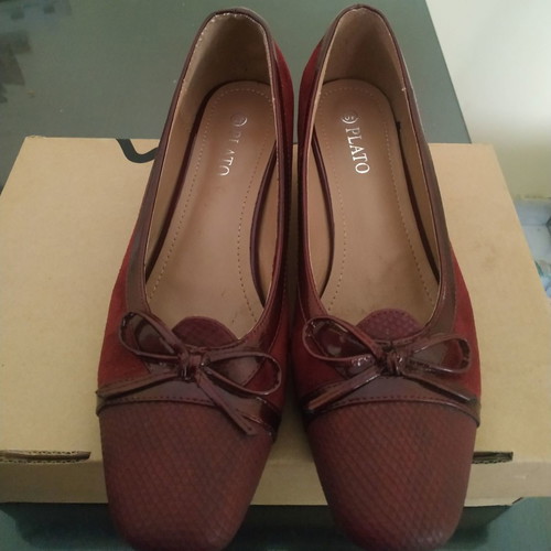 Low heels size 40 red new Plato