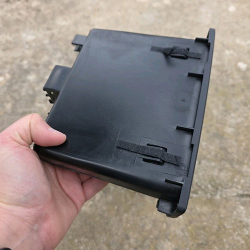 Alfa Romeo 156 center console glove box used 1-DIN