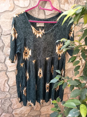 Boho dress like new, one size, green