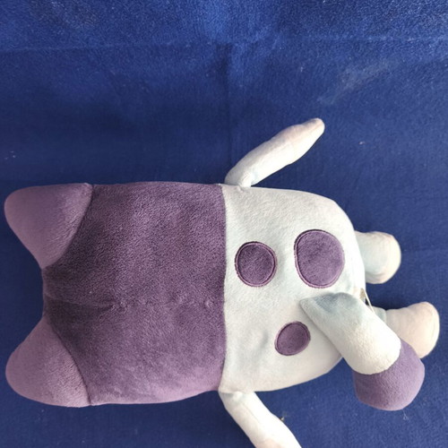 Bluey plush toy, approximately 45 cm tall