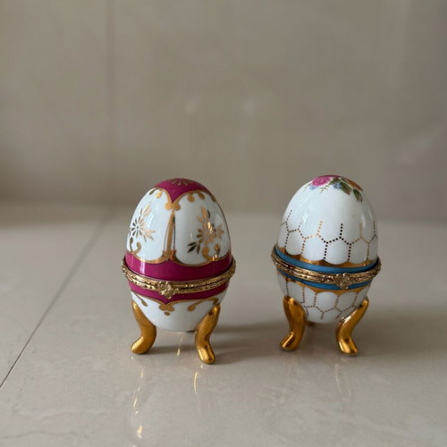 Limoge Porcelain decorative eggs like new, Gold 22K