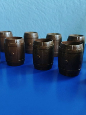 Playmobil brown barrels new, pack of 10 pieces