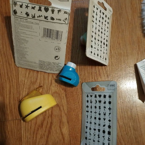 Paper punchers new, pack of 5 different designs