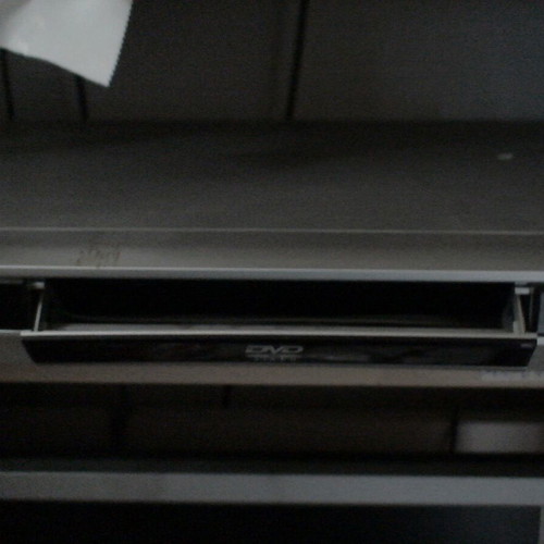 Bluesky DV855 DVD used, defective